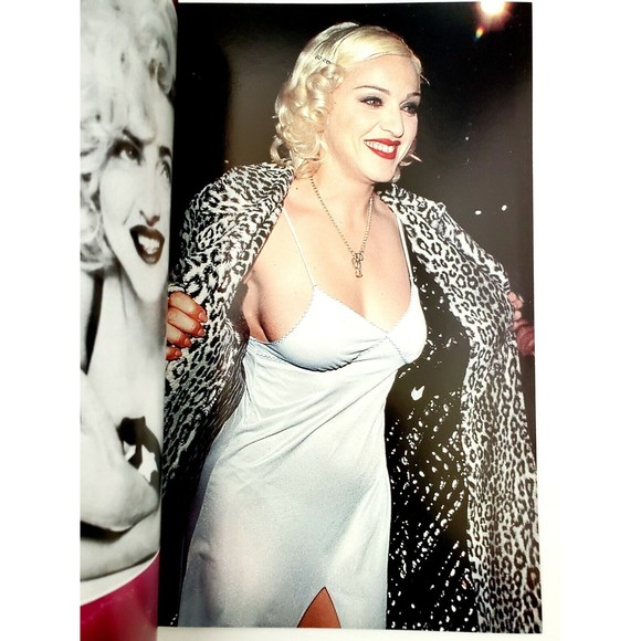 A Tribute To Madonna BOOK Gold Collectors Series Viva Evita Rare 1st-ed HTF VGC - Picture 4 of 9